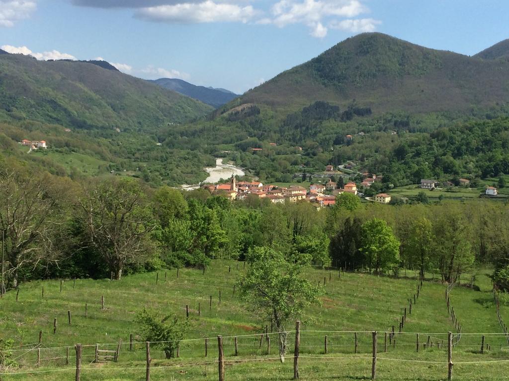 Agriturismo Dei Legi San Pietro Vara エクステリア 写真