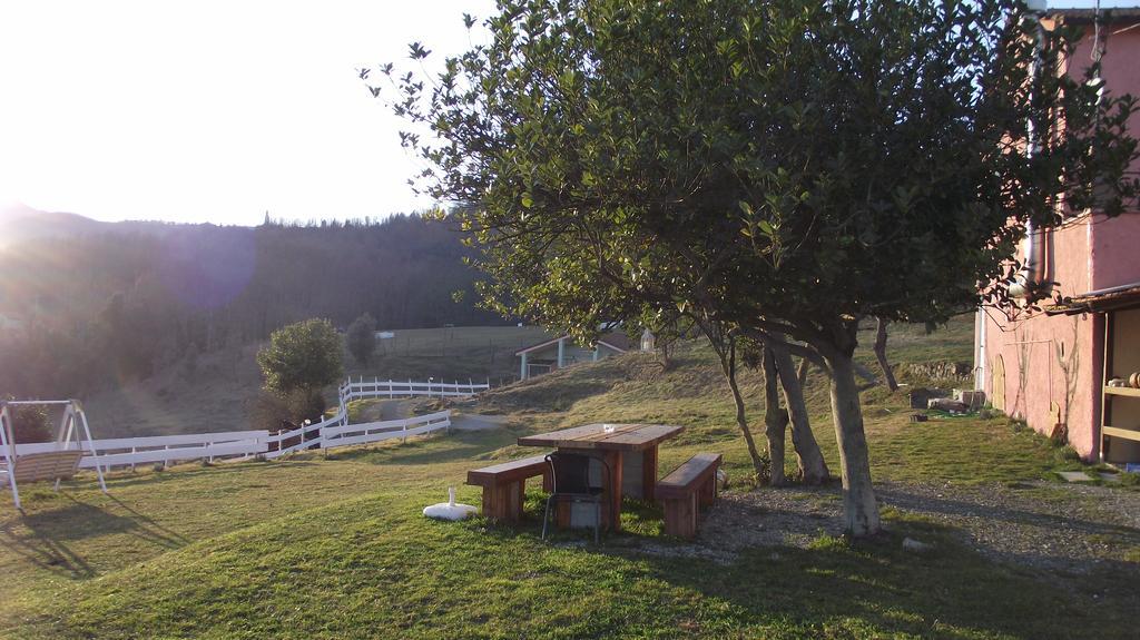 Agriturismo Dei Legi San Pietro Vara エクステリア 写真