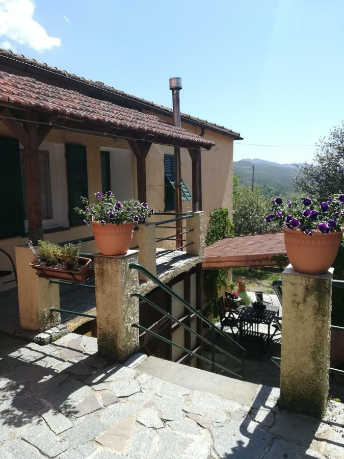 Agriturismo Dei Legi San Pietro Vara エクステリア 写真
