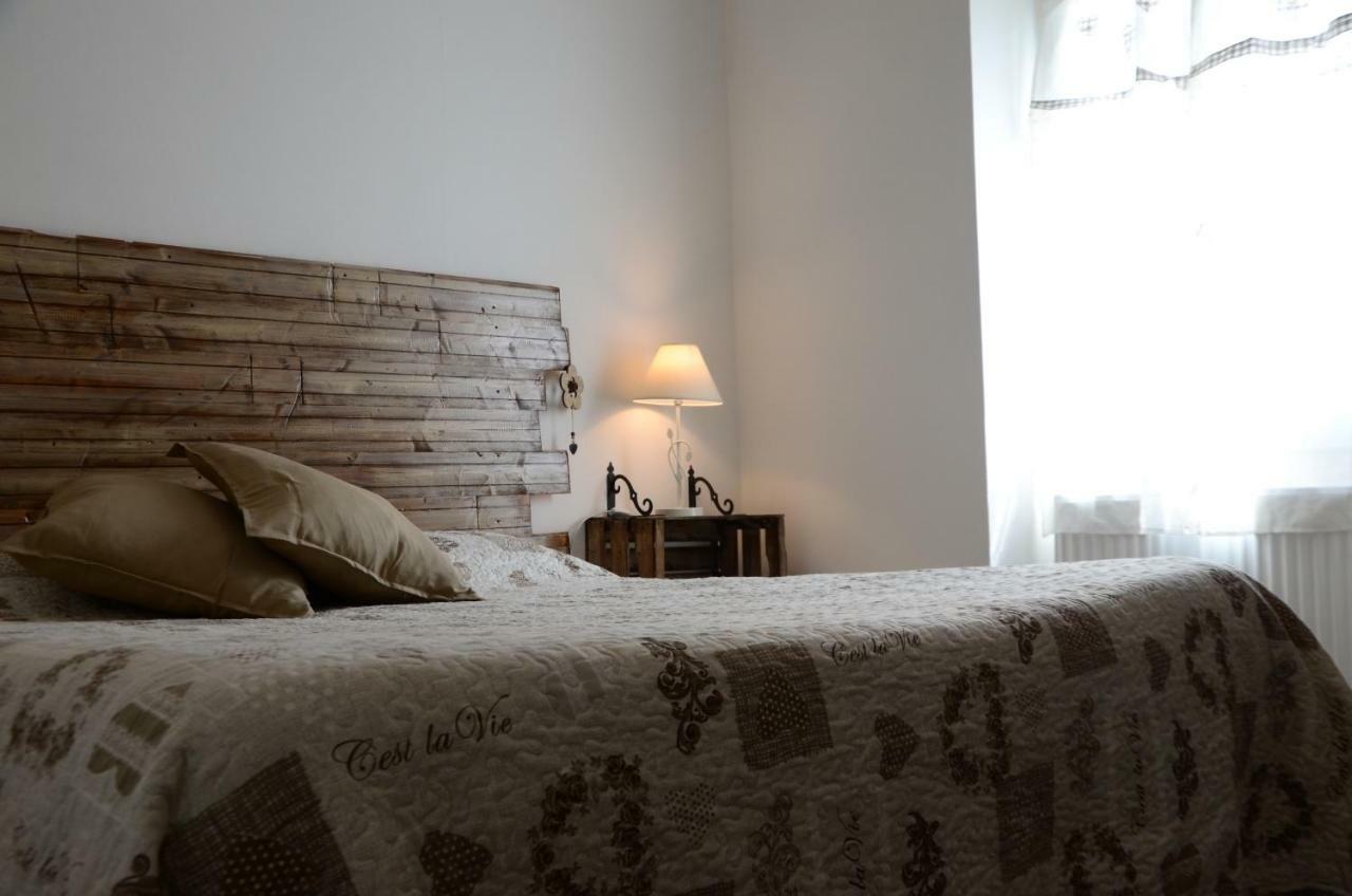 Agriturismo Dei Legi San Pietro Vara エクステリア 写真