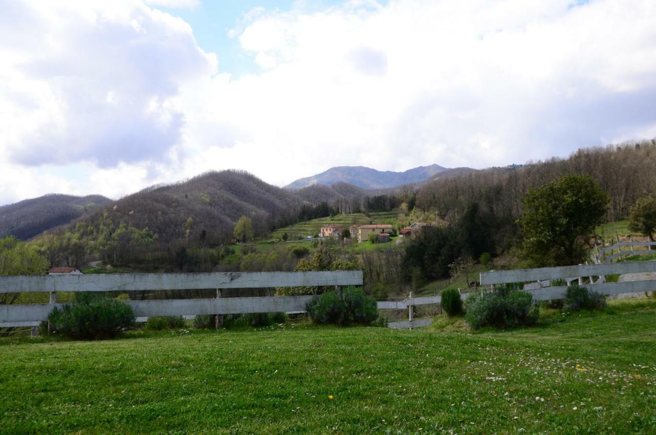 San Pietro Vara Agriturismo Dei Legiヴィラ エクステリア 写真